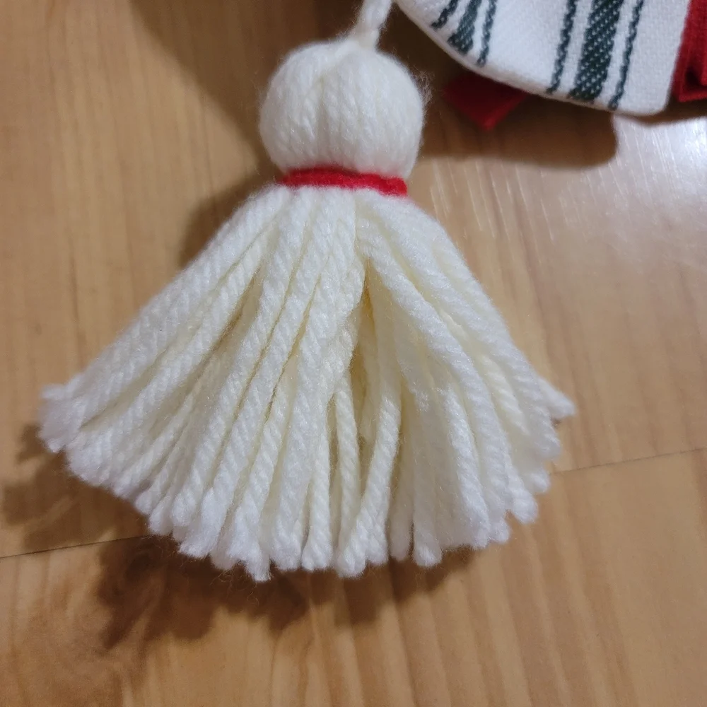 H&H Striped Christmas Tree Skirt 🎄 - Picture 6 of 10